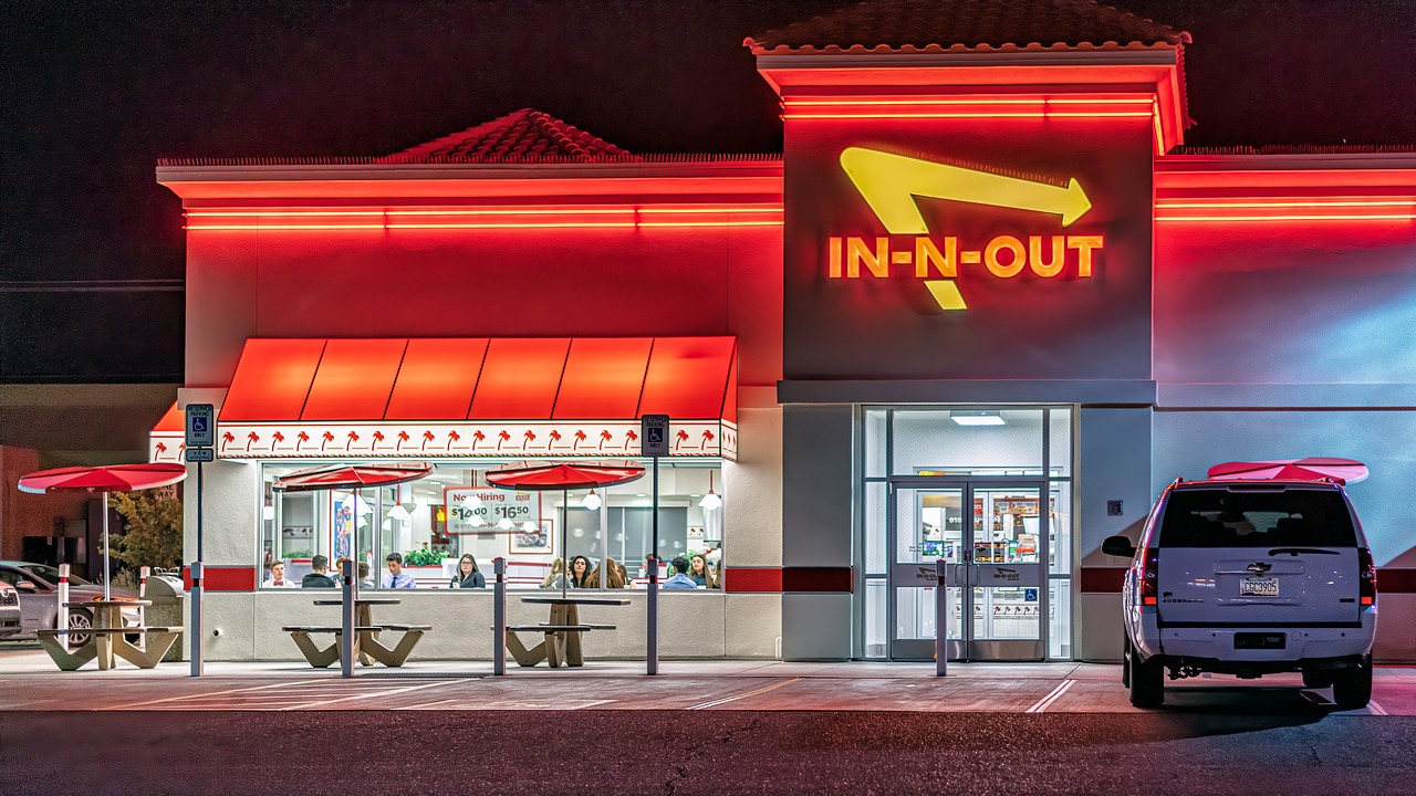 QSR and Drive-Thru Pad Feasibility Study QSR and Drive-Thru Pad Feasibility Study
